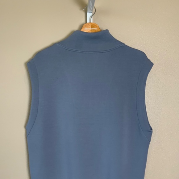 Varley Loretta Half-Zip Sleeveless Sweat - Picture 15 of 16